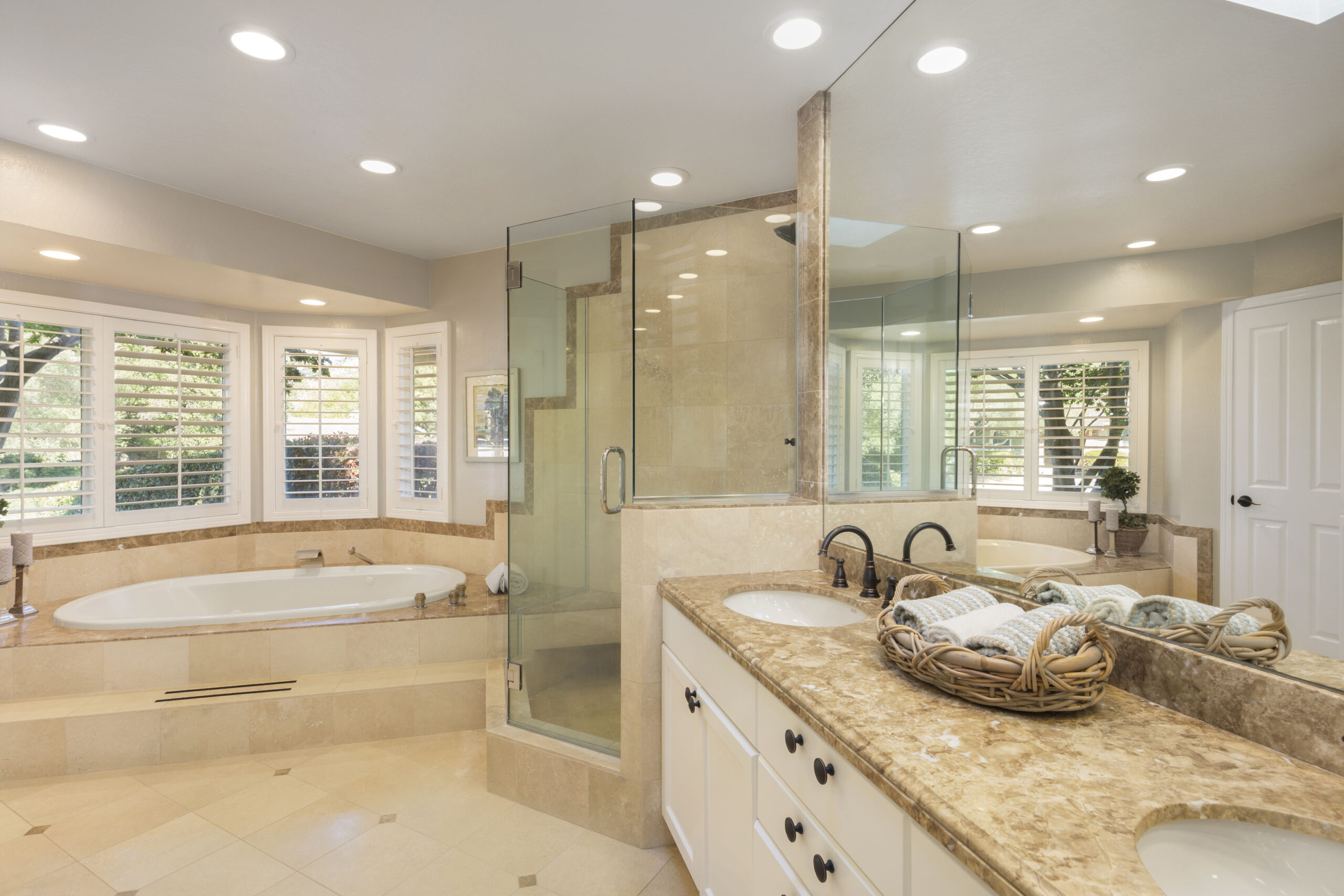 6 Benefits of Renovating Your Shower With Tiles